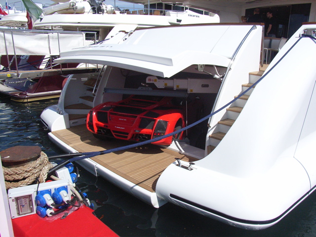 14877d1159748384-monaco-yacht-show-2006-versilcraft-garage-jpg