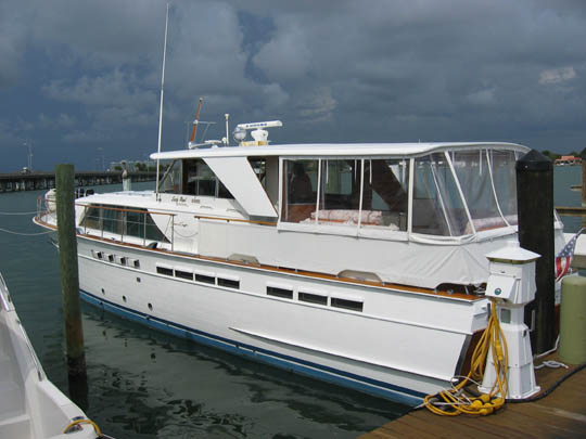 2194-classic-chris-craft-connie-connie-docked.jpg