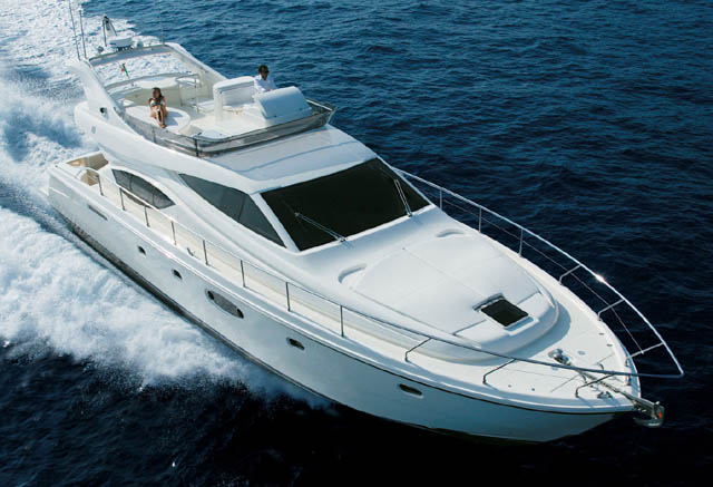 Ferretti 550