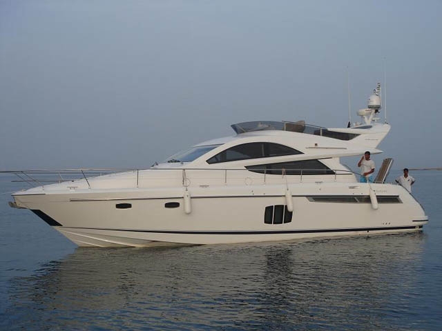I used to have a Fairline Phantom 48 until a year ago and only had great ... I used to have a Fairline Phantom 48 until a year ago and only had great ...