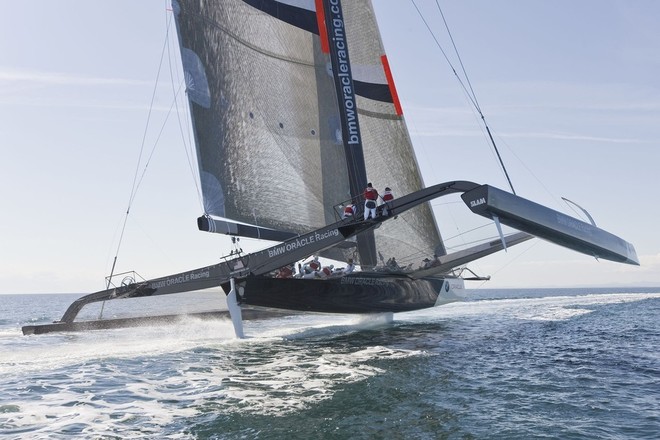 Bmw oracle 90 foot trimaran #2