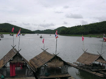 14764-bali-thai-style-houseboat-img_1499.jpg?d=1159098849