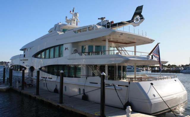 yacht Lady Christina main deck