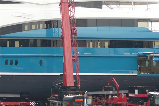 Name:  705midships1.jpg
Views: 1188
Size:  40.4 KB