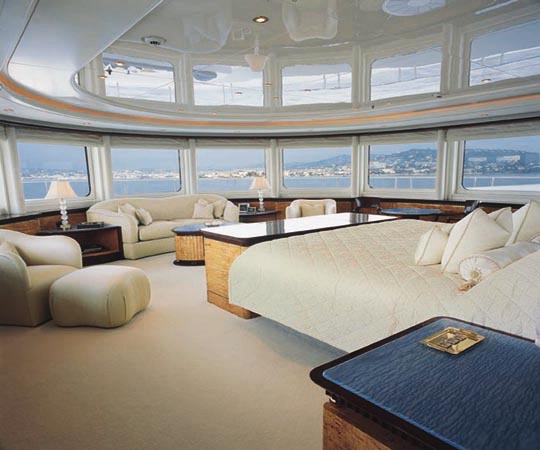 Презокеанска яхта "Корабът на мечтите" 690-oceanco-yachts-interior-gallery-lady-lola-ownersstateroom