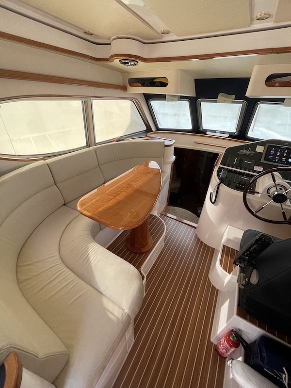 06-wheelhouse2.jpeg