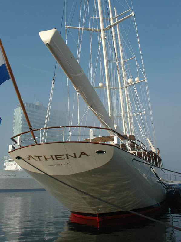 athena 4 yacht