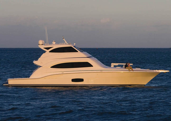 Review: Bertram 70' Skylounge Sportfish - Bertram Yacht 