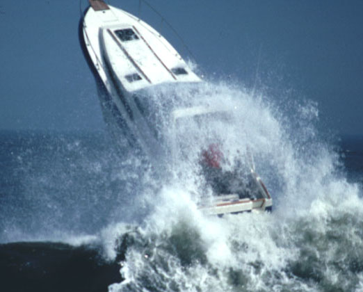 Cracking Waves And Breaking Stories General Yachting Discussion Yachtforums We Know Big Boats