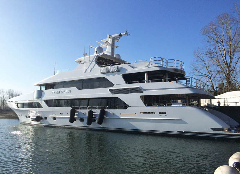 missing link yacht