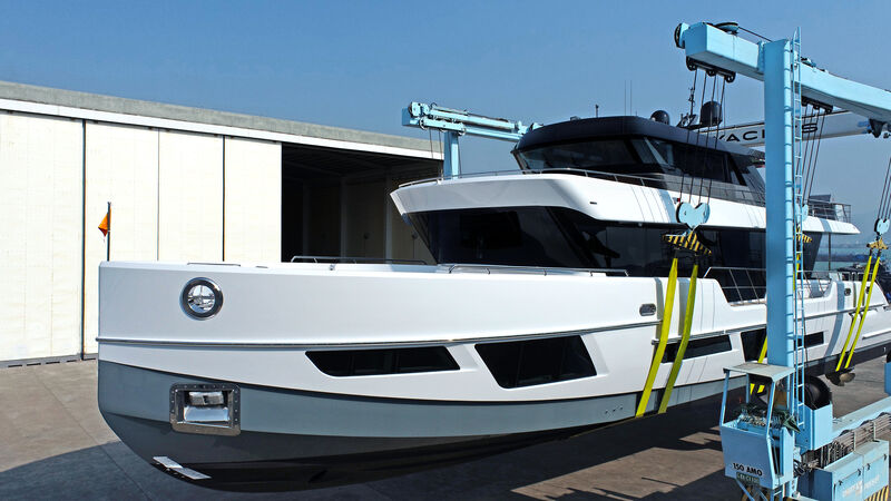 CL Yachts CLX96 SAV 1.jpg