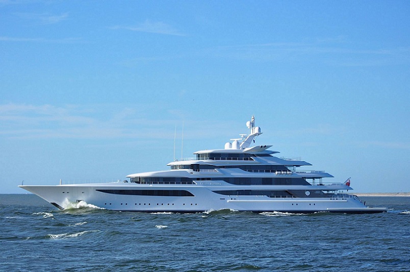 Feadship Royal Romance Delivered.jpg