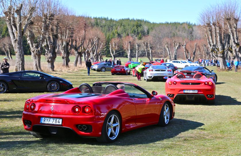 Ferrari.jpg