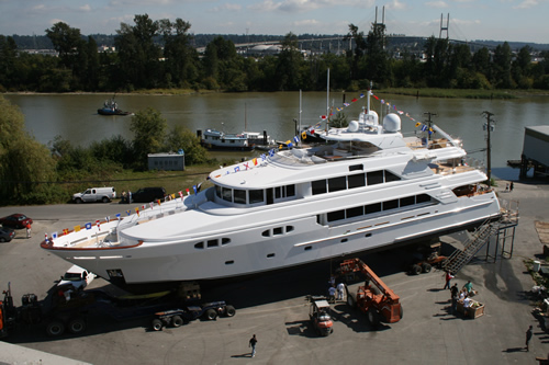 hull5lauch.jpg