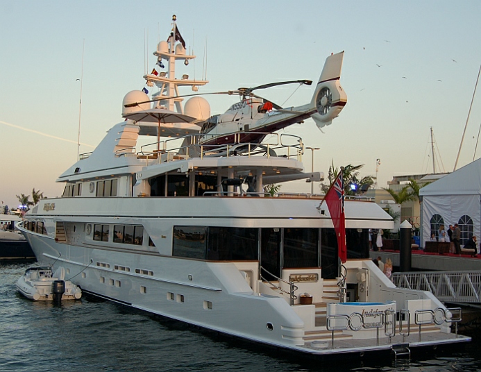 What Boat Was The Star Of The Movie Overboard General Yachting Discussion Yachtforums We Know Big Boats