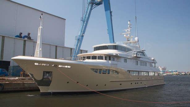 jade 51.8m.jpg