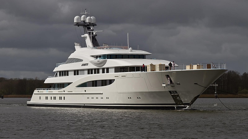 sasha yacht