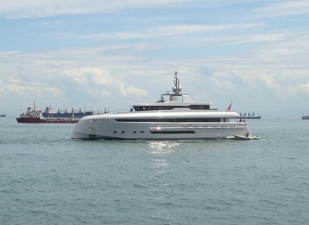 Luxury-motor-yacht-Bilgin-132-665x484.jpg