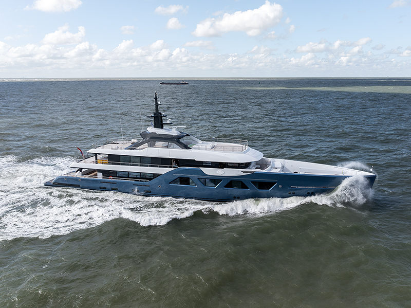 M3P-137-amels-6006_21b@maritimephoto-com.jpg
