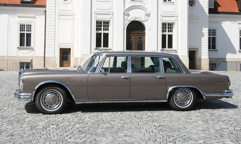 mercedes-600.jpg
