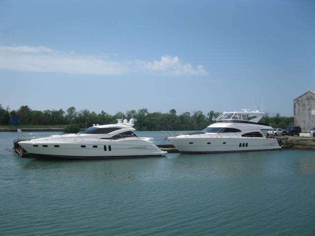 New Neptunes 62\' 009.JPG