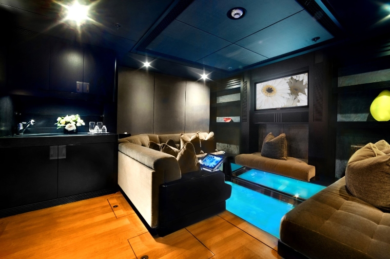 OCTOPUS Observer Lounge 2.jpg