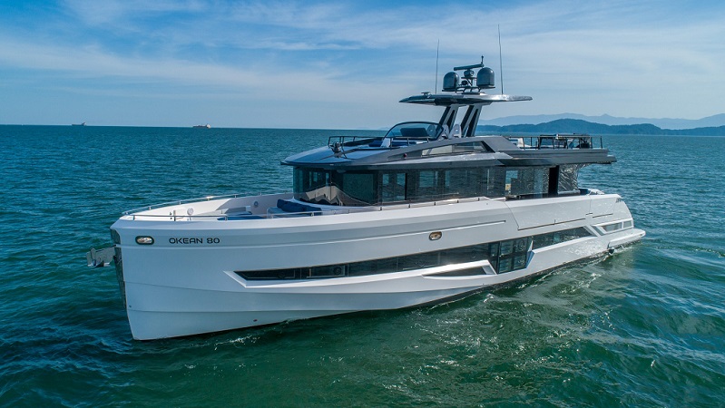 Okean 80 FLY 1.jpg