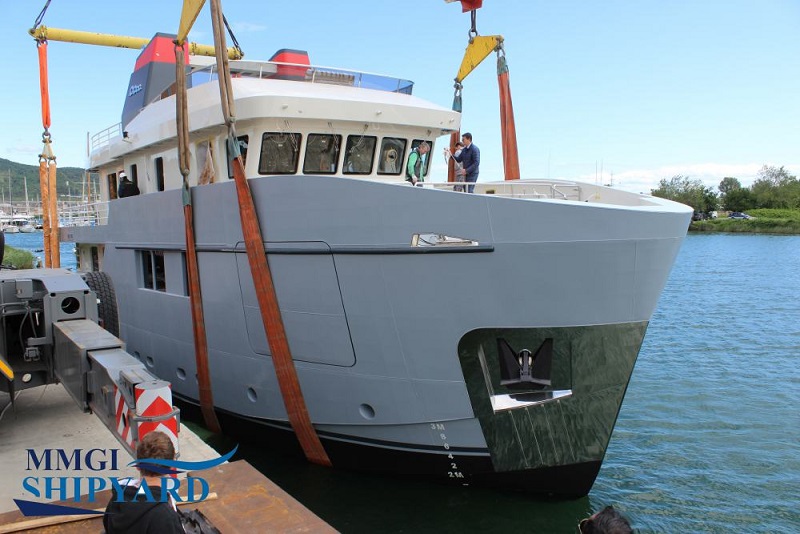 Omega Yachts First 101 Explorer Yacht.jpg