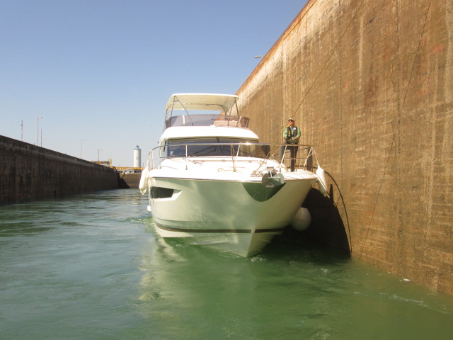 PRESTIGE 55 009.JPG
