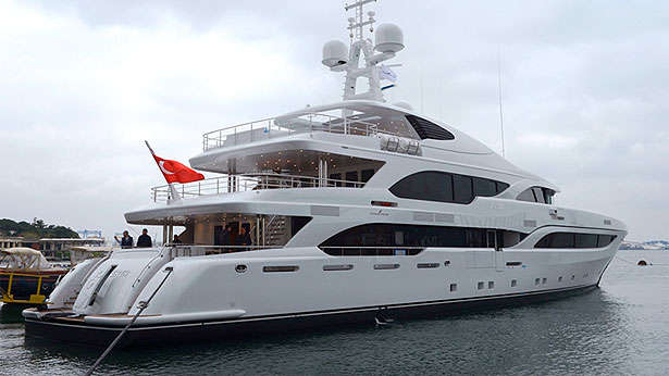 proteksan-turquoise-ileria-stern-yacht.jpg