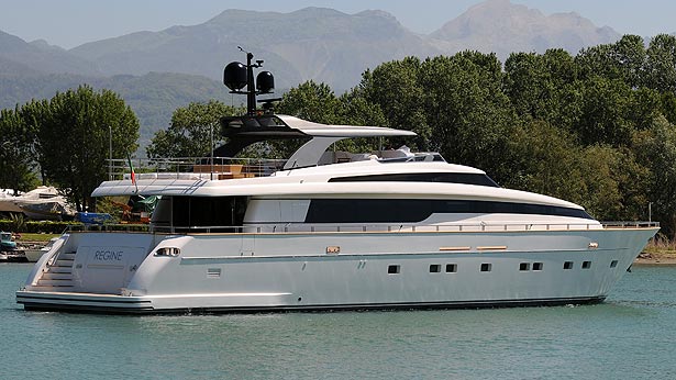 regine-yacht.jpg