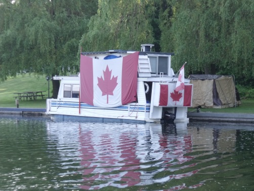 Rideau Canal June 2011 187b.jpg