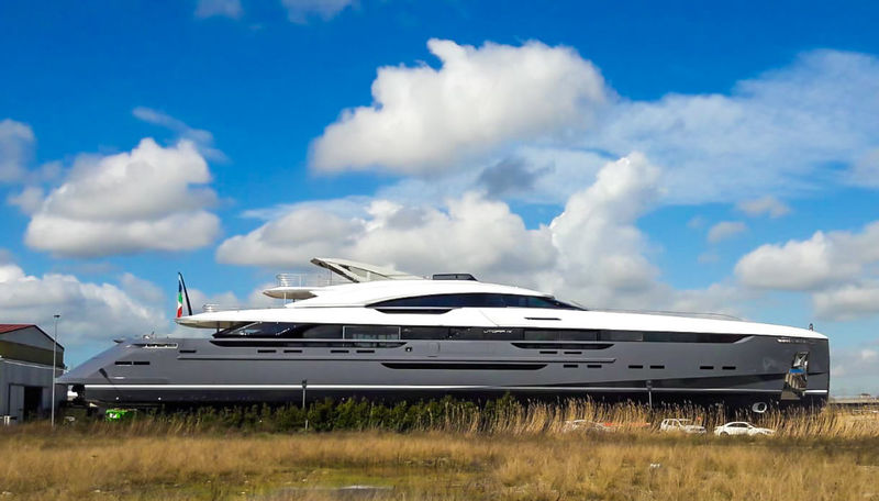 Rossi Navi Utopia IV (1).jpg