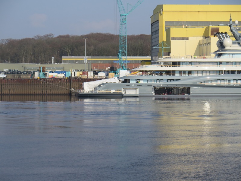 Shu Stern with Boarding Platform.JPG