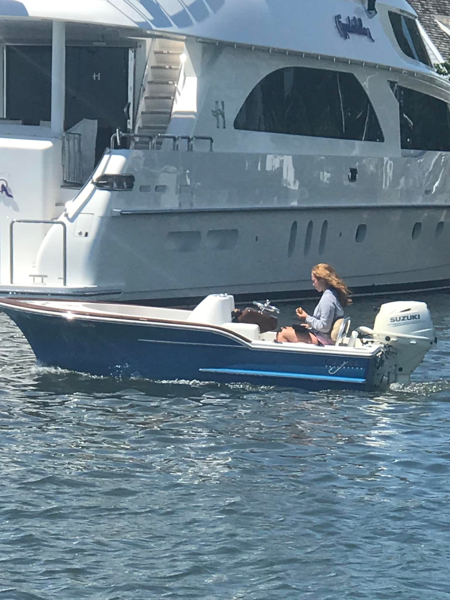 Skiff1.jpg
