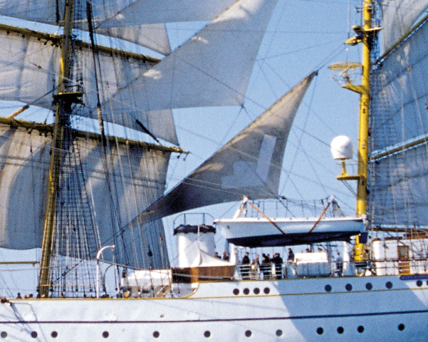 Square Rgger.jpg