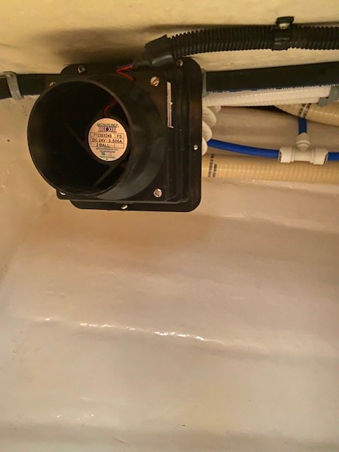 STBD head exhaust fan - Cabo 40.jpg